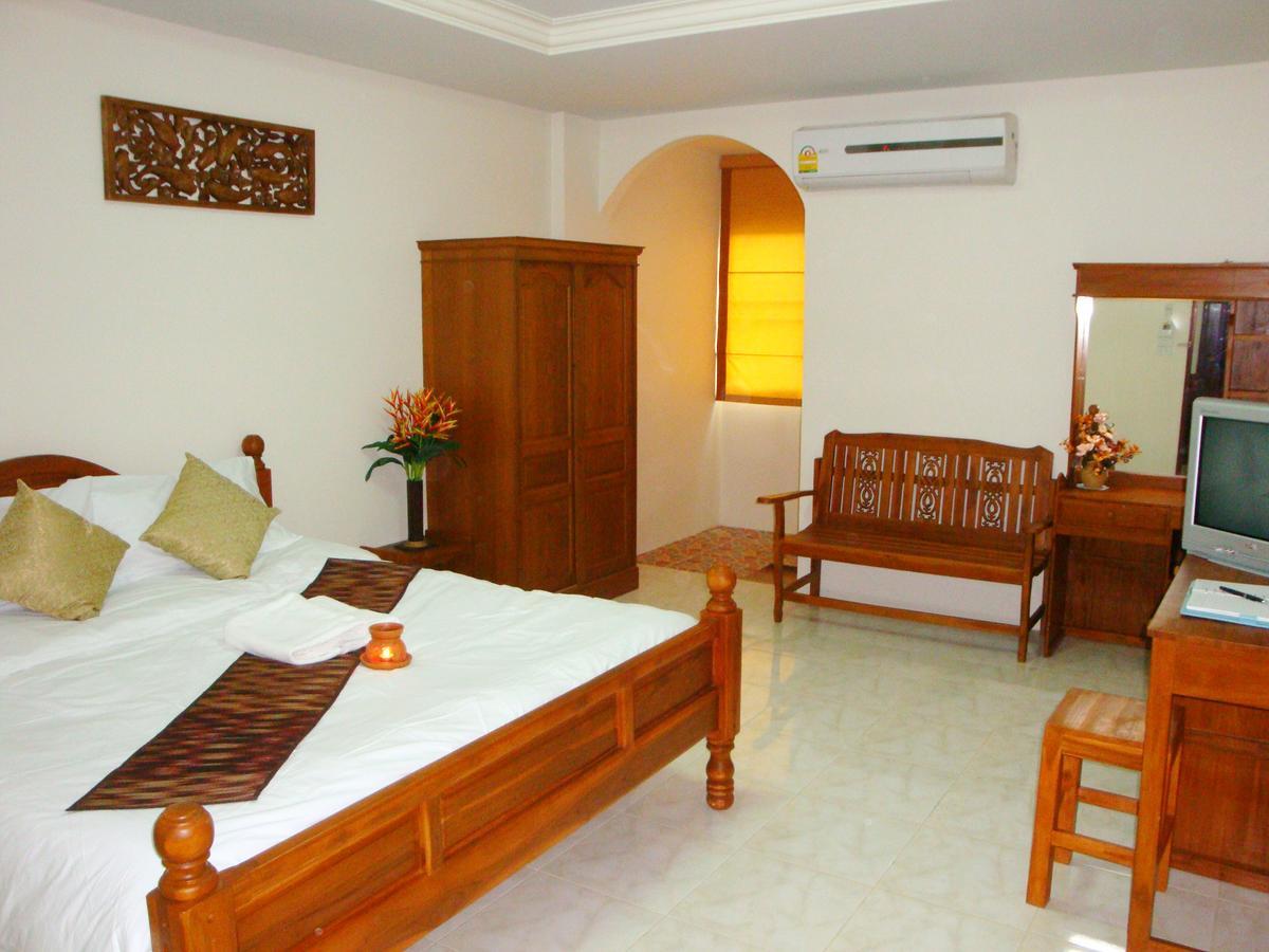 Siam House Interplace Lop Buri Екстериор снимка