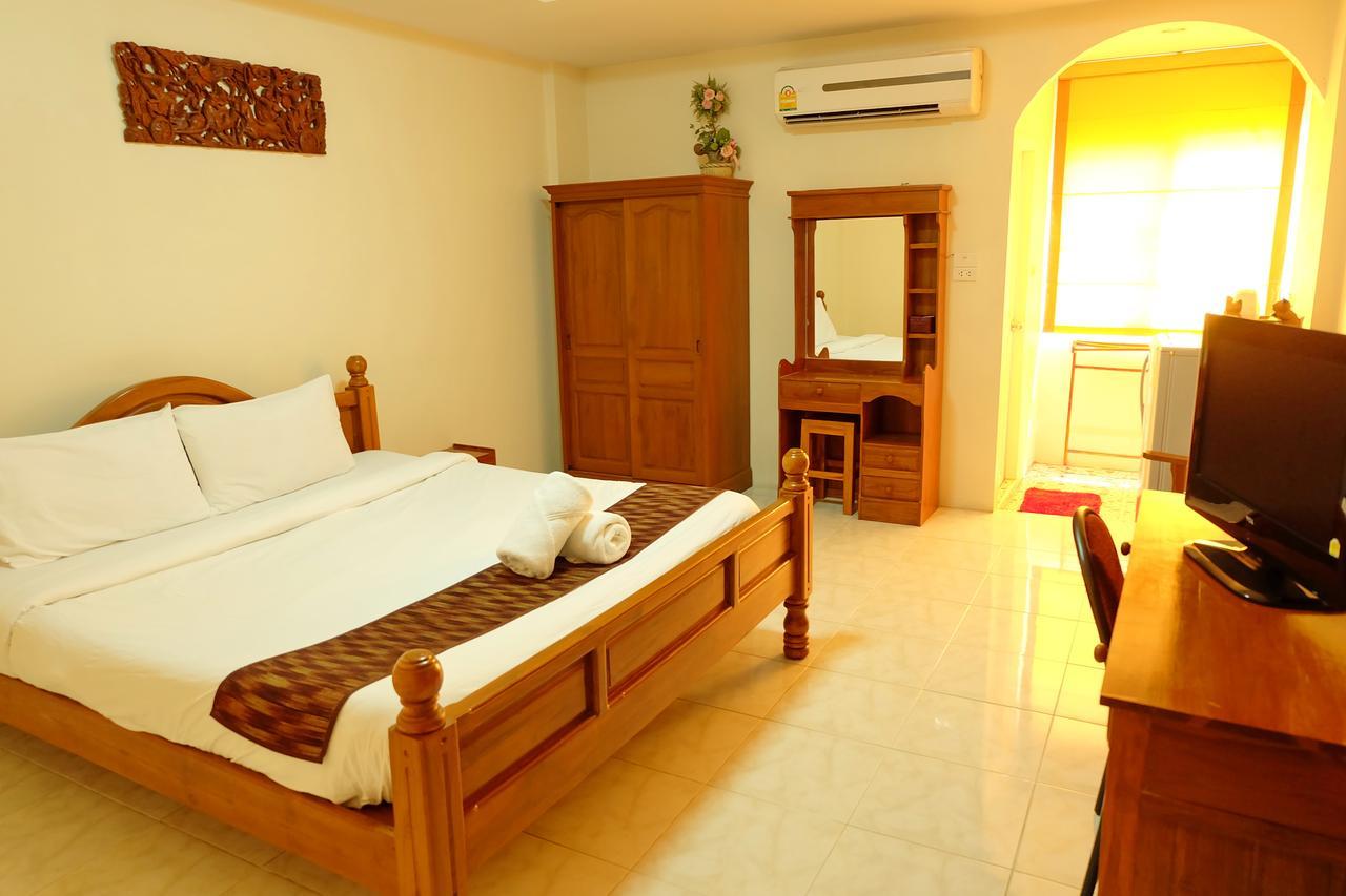 Siam House Interplace Lop Buri Екстериор снимка